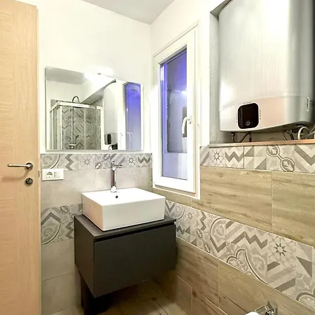 Neptune - Due Minuti Da Acquario Γένοβα